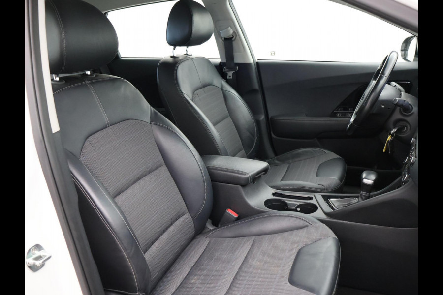 Kia Niro 1.6 GDi HYBRID DYNAMICLINE + TREKHAAK | CARPLAY | CAMERA | DEALER ONDERHOUDEN