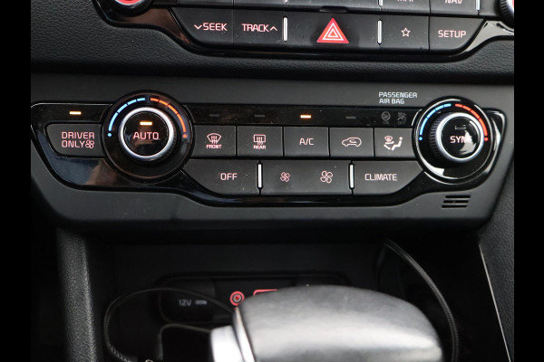 Kia Niro 1.6 GDi HYBRID DYNAMICLINE + TREKHAAK | CARPLAY | CAMERA | DEALER ONDERHOUDEN