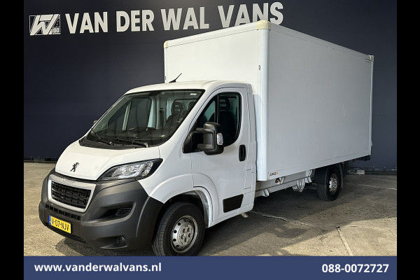 Peugeot Boxer 2.2 BlueHDi 141pk Bakwagen Laadklep Euro6 Airco | Cruisecontrol | 1055kg laadvermogen Bijrijdersbank