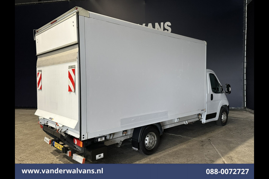 Peugeot Boxer 2.2 BlueHDi 141pk Bakwagen Laadklep Euro6 Airco | Cruisecontrol | 1055kg laadvermogen Bijrijdersbank