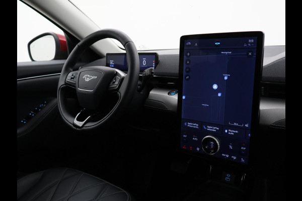 Ford Mustang Mach-E 75kWh LUCID RED + STUURVERW. / ADAPTIVE CRUISE / CARPLAY