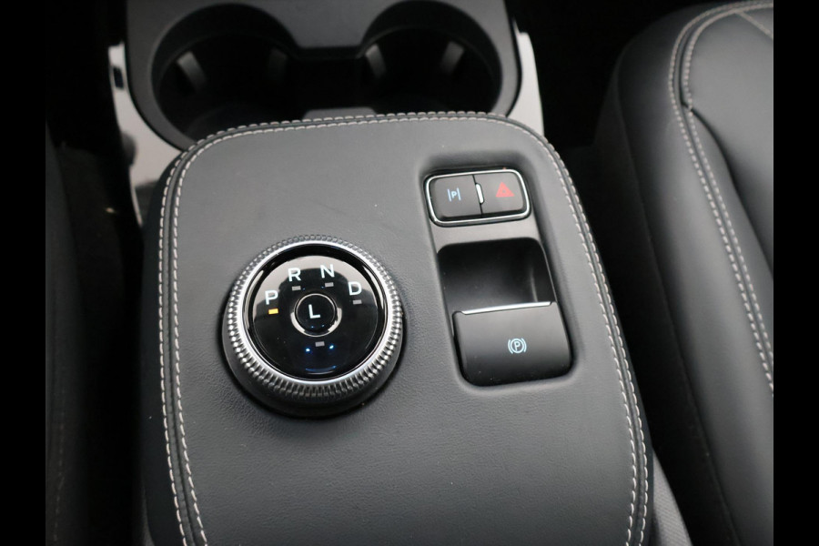 Ford Mustang Mach-E 75kWh LUCID RED + STUURVERW. / ADAPTIVE CRUISE / CARPLAY