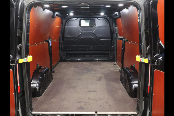Ford Transit Custom 320 2.0 TDCI 130 PK L2H1 TREND + 2800 KG TREKHAAK / APPLE CARPLAY / CAMERA / STOELVERW.