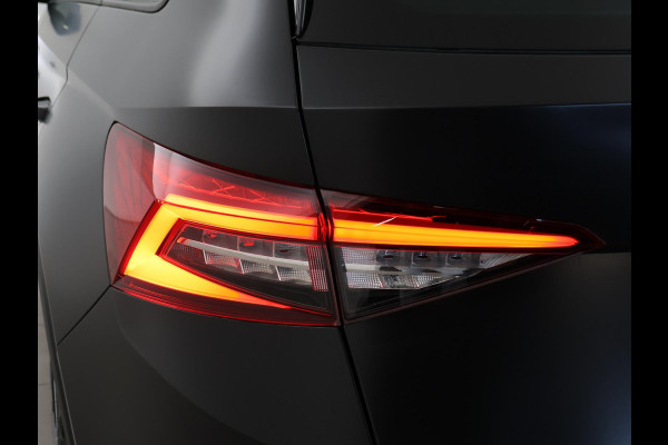 Škoda Kodiaq 1.5 TSI 150 PK DSG AUT. 7-PERS SPORTLINE *MAT ZWART* + ADAPTIVE CRUISE | VIRTUAL COCKPIT | CAMERA | 20 INCH