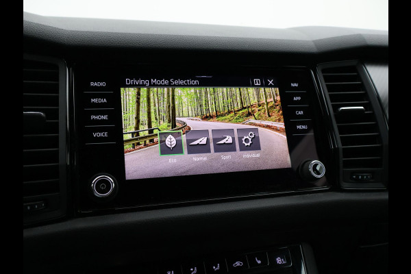 Škoda Kodiaq 1.5 TSI 150 PK DSG AUT. 7-PERS SPORTLINE *MAT ZWART* + ADAPTIVE CRUISE | VIRTUAL COCKPIT | CAMERA | 20 INCH