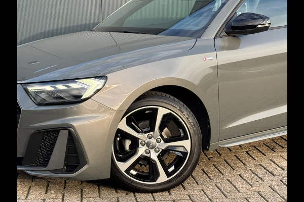 Audi A1 Sportback 30 TFSI S-Line * Carplay * Led * Climate Control * Virtual Cockpit