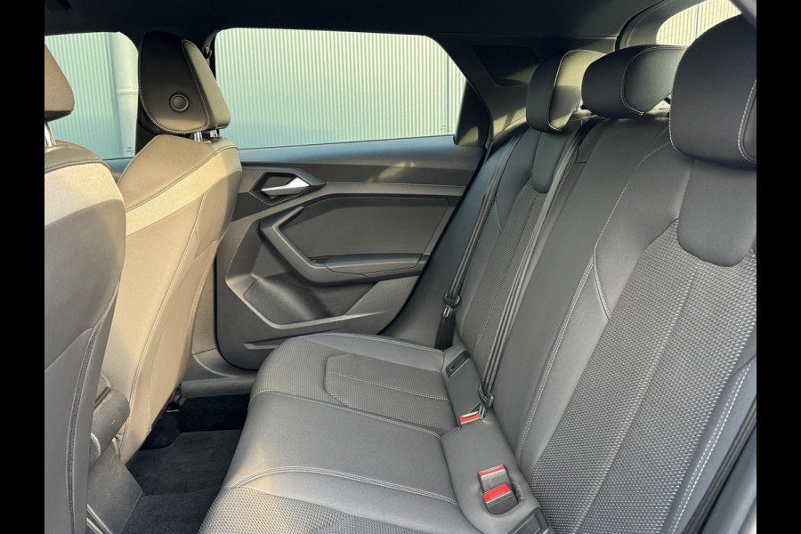 Audi A1 Sportback 30 TFSI S-Line * Carplay * Led * Climate Control * Virtual Cockpit