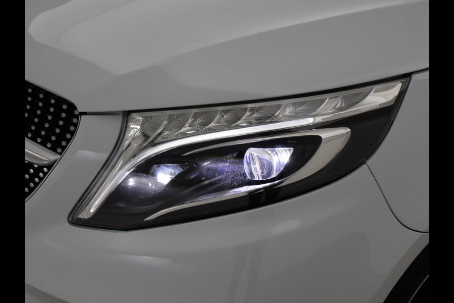 Mercedes-Benz V-Klasse 300d 239 PK AMG SPORT D.C. XL + BURMESTER | LUCHTVERING | STOELVENT.| STANDKACHEL | DISTRONIC+ | 2 ELEKTR. SCHUIFDEUREN