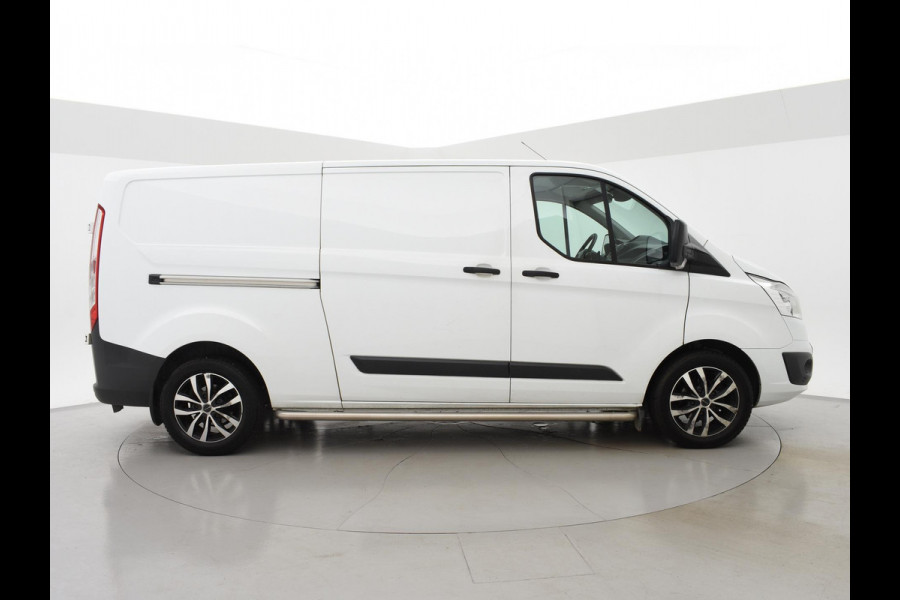 Ford Transit Custom 290 2.0 TDCI 130 PK L2H1 TREND + 2650 KG TREKHAAK / CAMERA / 17 INCH LMV