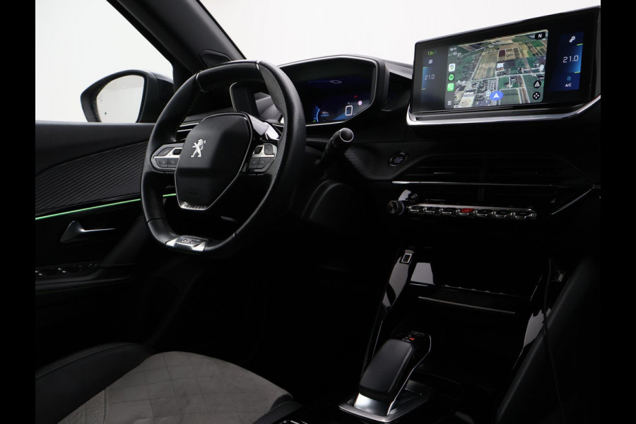 Peugeot e-2008 EV GT PACK 50 kWh + ADAPTIVE CRUISE | APPLE CARPLAY | SFEERVERLICHTING