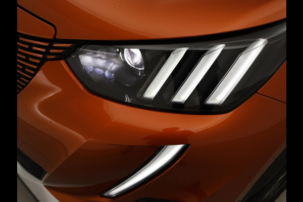 Peugeot e-2008 EV GT PACK 50 kWh + ADAPTIVE CRUISE | APPLE CARPLAY | SFEERVERLICHTING