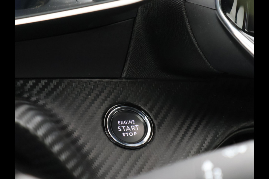 Peugeot e-2008 EV GT PACK 50 kWh + ADAPTIVE CRUISE | APPLE CARPLAY | SFEERVERLICHTING