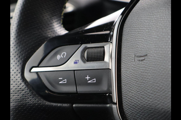 Peugeot e-2008 EV GT PACK 50 kWh + ADAPTIVE CRUISE | APPLE CARPLAY | SFEERVERLICHTING
