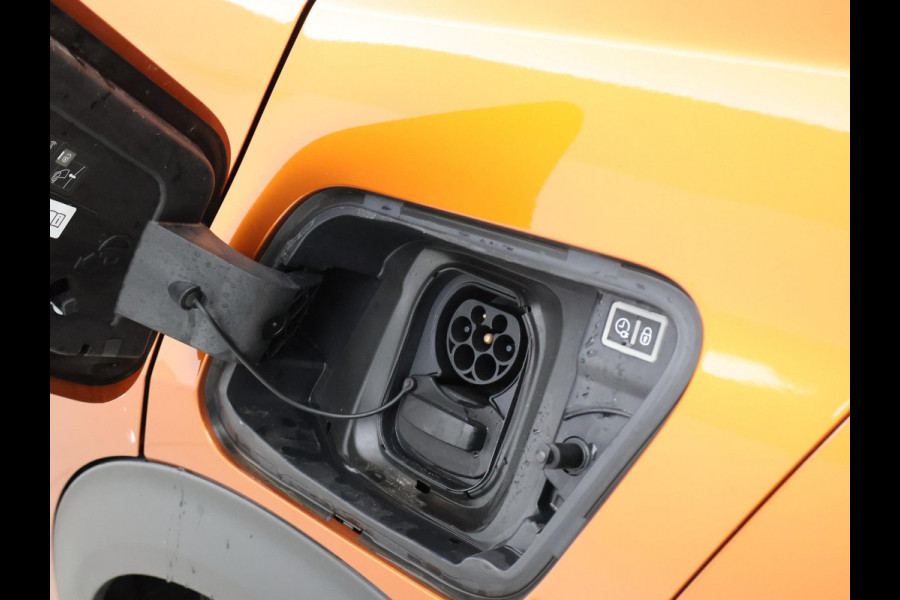 Peugeot e-2008 EV GT PACK 50 kWh + ADAPTIVE CRUISE | APPLE CARPLAY | SFEERVERLICHTING