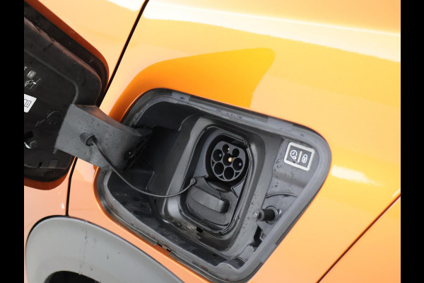 Peugeot e-2008 EV GT PACK 50 kWh + ADAPTIVE CRUISE | APPLE CARPLAY | SFEERVERLICHTING