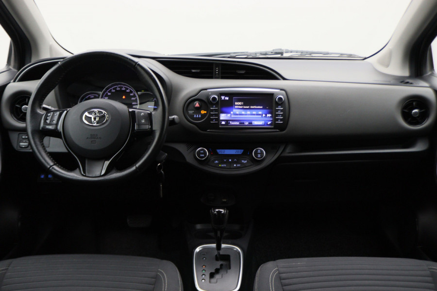 Toyota Yaris 1.5 Hybrid Executive Camera, Stoelverwarming, Climate, Bluetooth, Rijstrooksensor