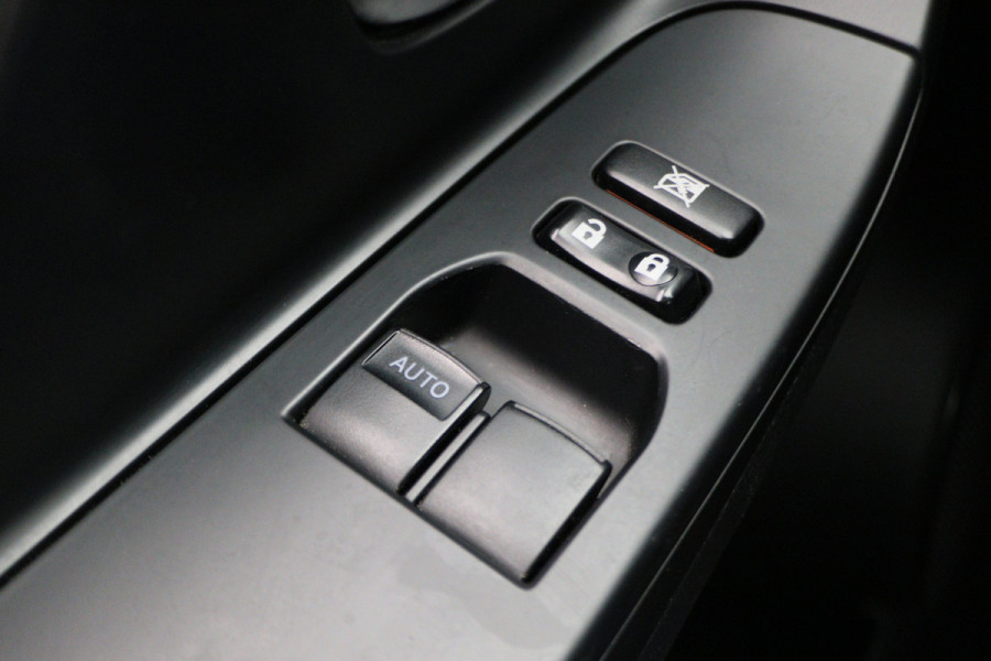 Toyota Yaris 1.5 Hybrid Executive Camera, Stoelverwarming, Climate, Bluetooth, Rijstrooksensor