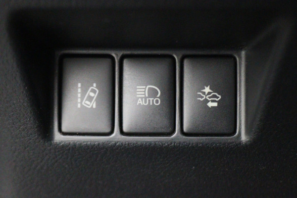 Toyota Yaris 1.5 Hybrid Executive Camera, Stoelverwarming, Climate, Bluetooth, Rijstrooksensor