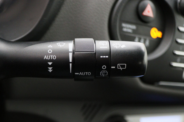 Toyota Yaris 1.5 Hybrid Executive Camera, Stoelverwarming, Climate, Bluetooth, Rijstrooksensor