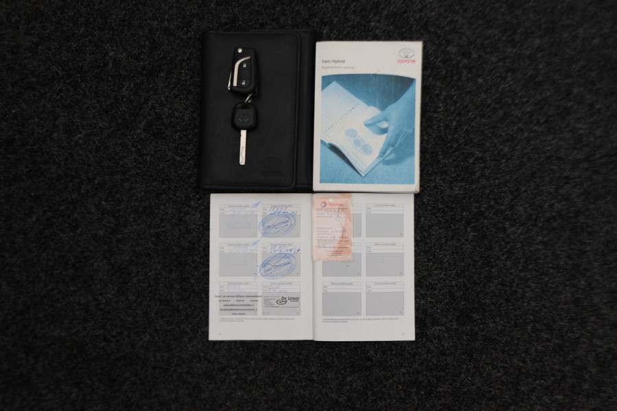 Toyota Yaris 1.5 Hybrid Executive Camera, Stoelverwarming, Climate, Bluetooth, Rijstrooksensor