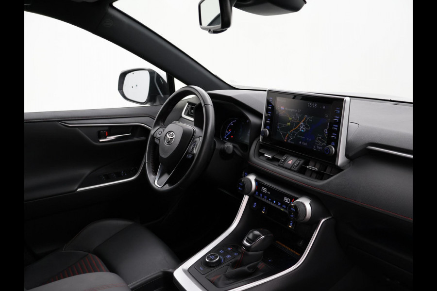 Toyota RAV4 2.5 PLUG-IN PHEV HYBRID AWD 4WD 306 PK + TREKHAAK | STOELVERW. | CAMERA | LED | APPLE CARPLAY | 18 INCH