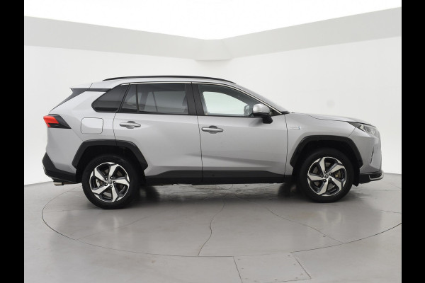 Toyota RAV4 2.5 PLUG-IN PHEV HYBRID AWD 4WD 306 PK + TREKHAAK | STOELVERW. | CAMERA | LED | APPLE CARPLAY | 18 INCH