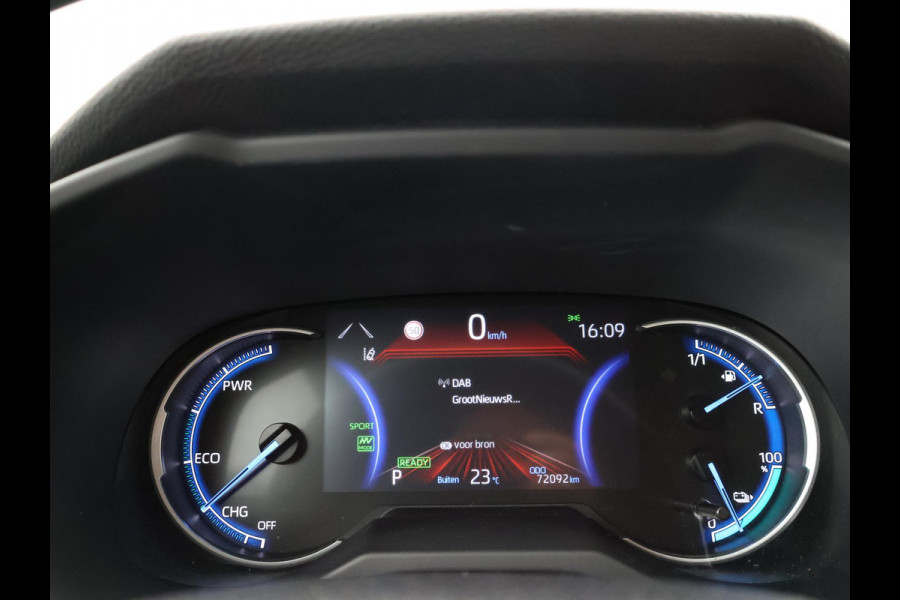 Toyota RAV4 2.5 PLUG-IN PHEV HYBRID AWD 4WD 306 PK + TREKHAAK | STOELVERW. | CAMERA | LED | APPLE CARPLAY | 18 INCH