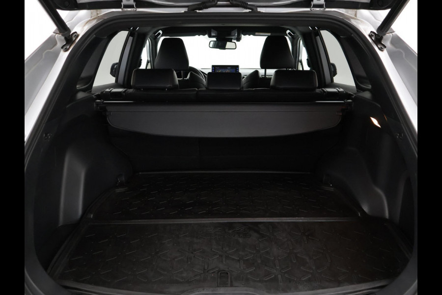 Toyota RAV4 2.5 PLUG-IN PHEV HYBRID AWD 4WD 306 PK + TREKHAAK | STOELVERW. | CAMERA | LED | APPLE CARPLAY | 18 INCH
