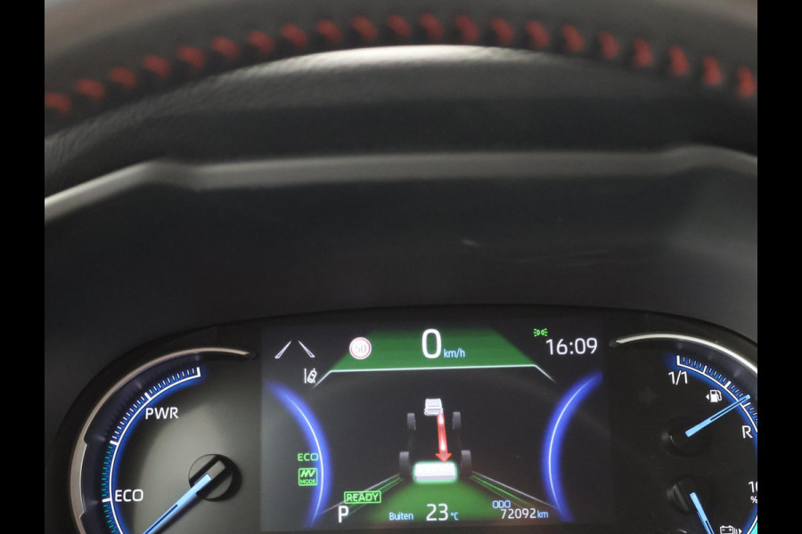Toyota RAV4 2.5 PLUG-IN PHEV HYBRID AWD 4WD 306 PK + TREKHAAK | STOELVERW. | CAMERA | LED | APPLE CARPLAY | 18 INCH