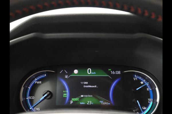 Toyota RAV4 2.5 PLUG-IN PHEV HYBRID AWD 4WD 306 PK + TREKHAAK | STOELVERW. | CAMERA | LED | APPLE CARPLAY | 18 INCH
