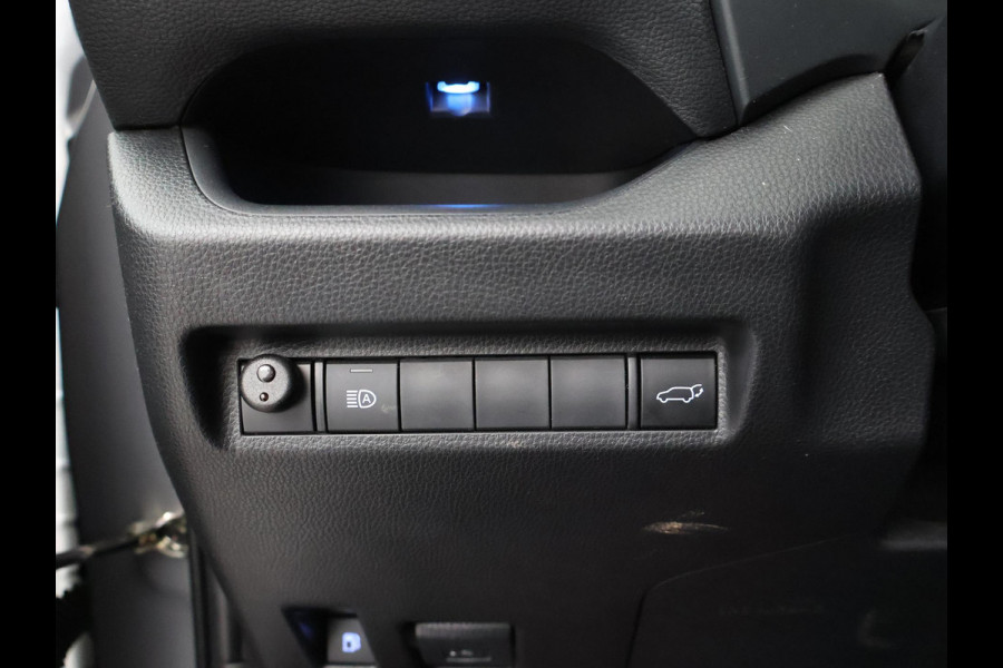 Toyota RAV4 2.5 PLUG-IN PHEV HYBRID AWD 4WD 306 PK + TREKHAAK | STOELVERW. | CAMERA | LED | APPLE CARPLAY | 18 INCH
