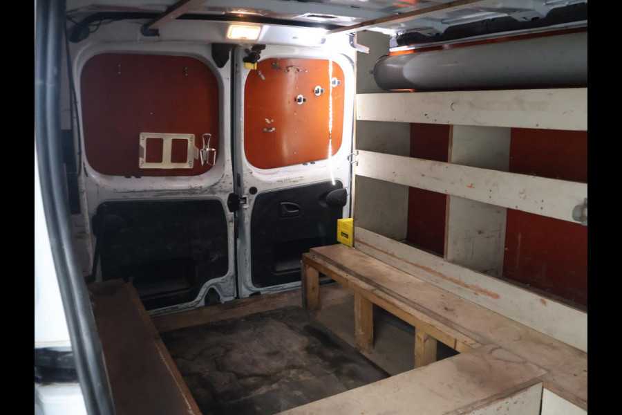 Renault Trafic 1.6 DCI L2H1 VERSNELLINGSBAK NIET IN ORDE | EURO 6 + TREKHAAK