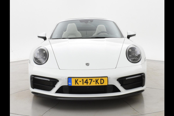 Porsche 911 TARGA 4S 3.0 992 ORIG. NL *17.979 KM* + SPORTUITLAAT / SFEERVERLICHTING / 360 CAMERA