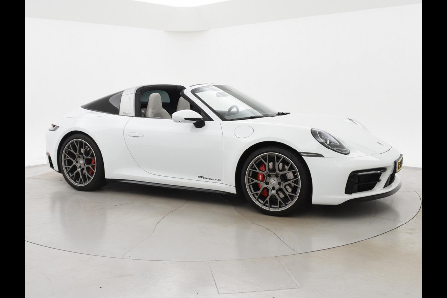 Porsche 911 TARGA 4S 3.0 992 ORIG. NL *17.979 KM* + SPORTUITLAAT / SFEERVERLICHTING / 360 CAMERA