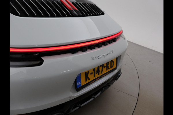 Porsche 911 TARGA 4S 3.0 992 ORIG. NL *17.979 KM* + SPORTUITLAAT / SFEERVERLICHTING / 360 CAMERA