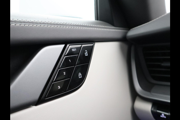 Porsche 911 TARGA 4S 3.0 992 ORIG. NL *17.979 KM* + SPORTUITLAAT / SFEERVERLICHTING / 360 CAMERA