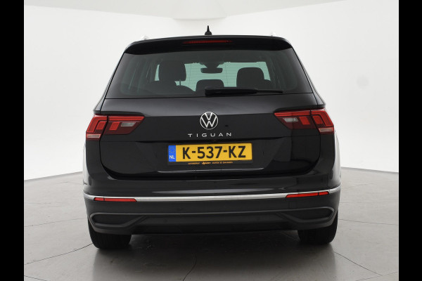 Volkswagen Tiguan 1.5 TSI + WEGKL. TREKHAAK | VIRTUAL COCKPIT | STUUR/STOELVERW. | CAMERA | ADAPTIVE CRUISE | MASSAGE