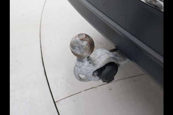 Volkswagen Tiguan 1.5 TSI + WEGKL. TREKHAAK | VIRTUAL COCKPIT | STUUR/STOELVERW. | CAMERA | ADAPTIVE CRUISE | MASSAGE