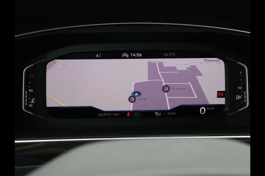 Volkswagen Tiguan 1.5 TSI + WEGKL. TREKHAAK | VIRTUAL COCKPIT | STUUR/STOELVERW. | CAMERA | ADAPTIVE CRUISE | MASSAGE