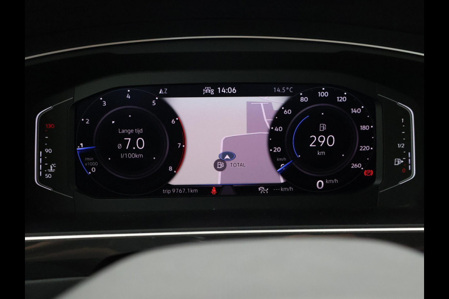 Volkswagen Tiguan 1.5 TSI + WEGKL. TREKHAAK | VIRTUAL COCKPIT | STUUR/STOELVERW. | CAMERA | ADAPTIVE CRUISE | MASSAGE