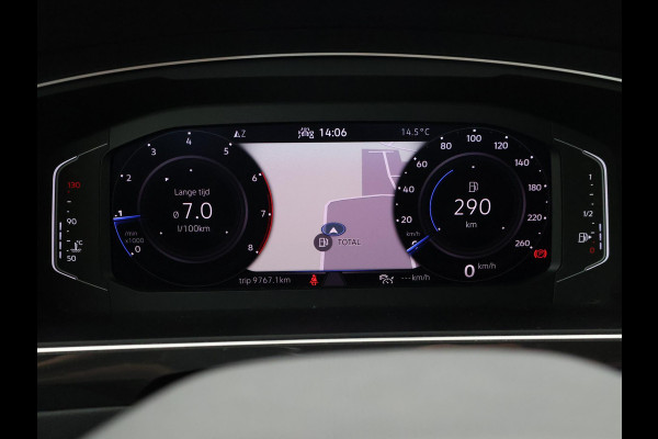 Volkswagen Tiguan 1.5 TSI + WEGKL. TREKHAAK | VIRTUAL COCKPIT | STUUR/STOELVERW. | CAMERA | ADAPTIVE CRUISE | MASSAGE