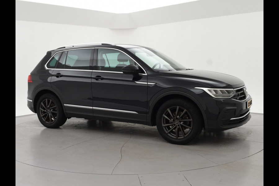 Volkswagen Tiguan 1.5 TSI + WEGKL. TREKHAAK | VIRTUAL COCKPIT | STUUR/STOELVERW. | CAMERA | ADAPTIVE CRUISE | MASSAGE