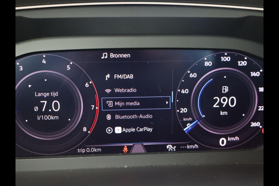 Volkswagen Tiguan 1.5 TSI + WEGKL. TREKHAAK | VIRTUAL COCKPIT | STUUR/STOELVERW. | CAMERA | ADAPTIVE CRUISE | MASSAGE