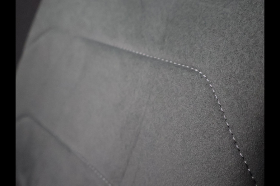 Volkswagen Tiguan 1.5 TSI + WEGKL. TREKHAAK | VIRTUAL COCKPIT | STUUR/STOELVERW. | CAMERA | ADAPTIVE CRUISE | MASSAGE