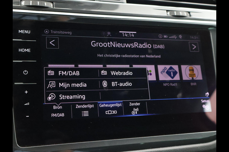 Volkswagen Tiguan 1.5 TSI + WEGKL. TREKHAAK | VIRTUAL COCKPIT | STUUR/STOELVERW. | CAMERA | ADAPTIVE CRUISE | MASSAGE