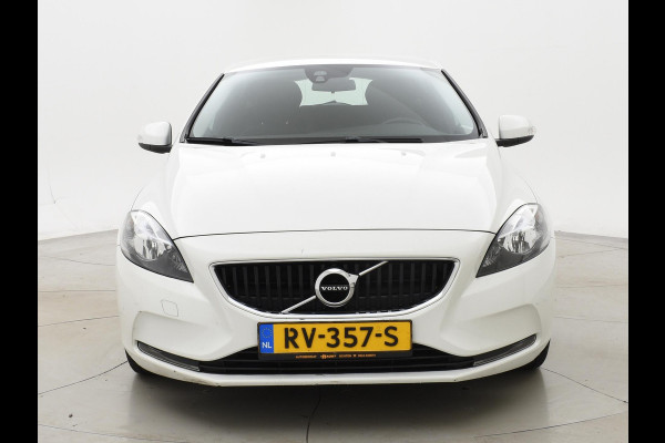 Volvo V40 2.0 D2 120 PK EURO 6 + NAVIGATIE Volvo V40 2.0 D2 + NAVIGATIE | DIGITALE COCKPIT | CRUISE CONTROL