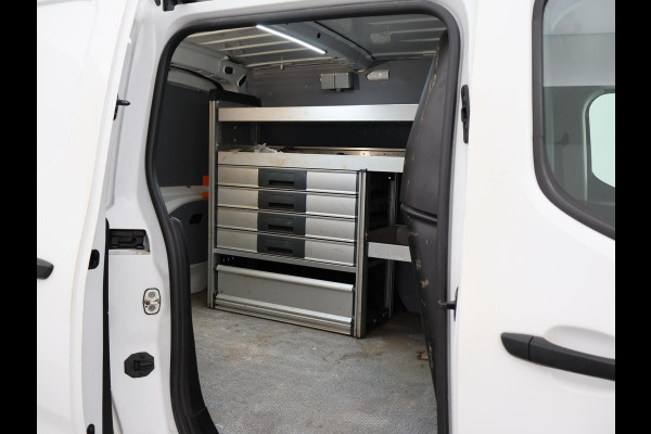 Peugeot Partner 1.5 BLUEHDI 100 PK PREMIUM + BOTT KAST | 230V OMVORMER | TREKHAAK | APPLE CARPLAY