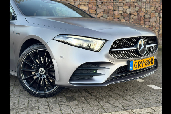 Mercedes-Benz A-Klasse 250 e AMG Pano 360 Camera