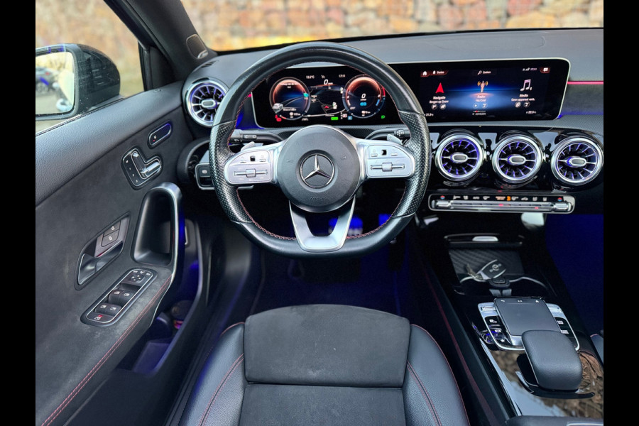 Mercedes-Benz A-Klasse 250 e AMG Pano 360 Camera