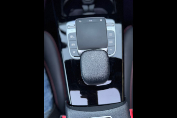 Mercedes-Benz A-Klasse 250 e AMG Pano 360 Camera